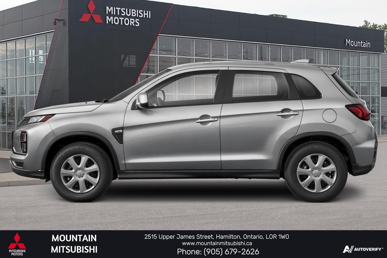 2027 Mitsubishi RVR ES Photo0
