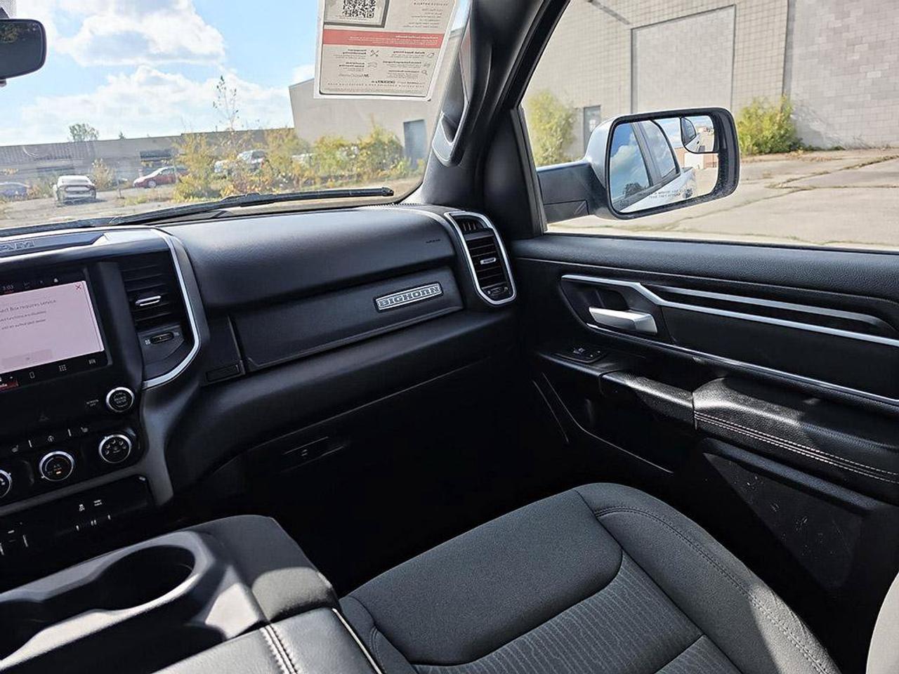 2023 RAM 1500 Big Horn | Clean CarFax | Very Low KMS | Ontario Vehicle | Fully Certified | Apple CarPlay | Photo
