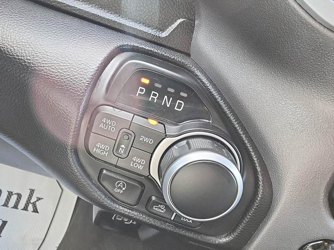 2023 RAM 1500 Big Horn | Clean CarFax | Very Low KMS | Ontario Vehicle | Fully Certified | Apple CarPlay | Photo