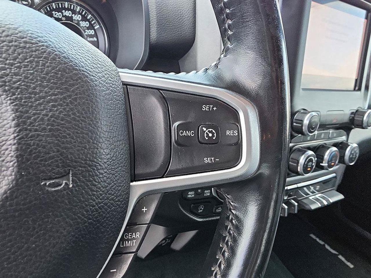 2023 RAM 1500 Big Horn | Clean CarFax | Very Low KMS | Ontario Vehicle | Fully Certified | Apple CarPlay | Photo