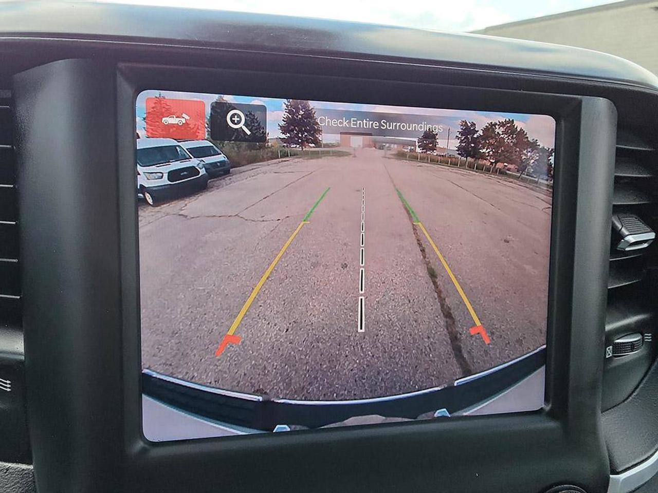 2023 RAM 1500 Big Horn | Clean CarFax | Very Low KMS | Ontario Vehicle | Fully Certified | Apple CarPlay | Photo