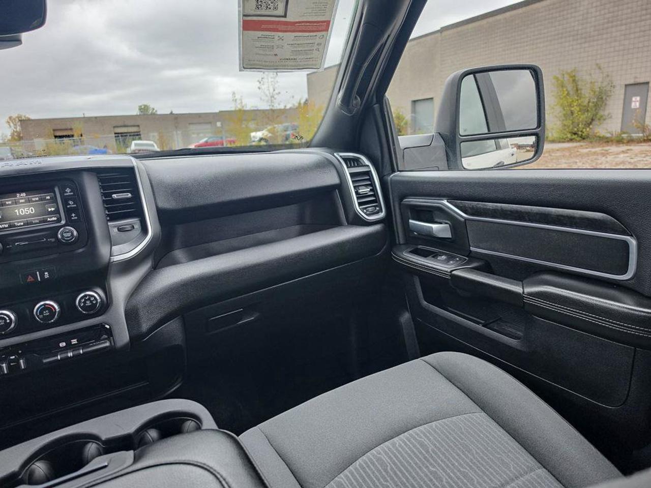 2024 RAM 3500 Big Horn | Clean CarFax | Ontario Vehicle | Low KMS | Fully Certified | New Rear Tires | CarPlay | Photo