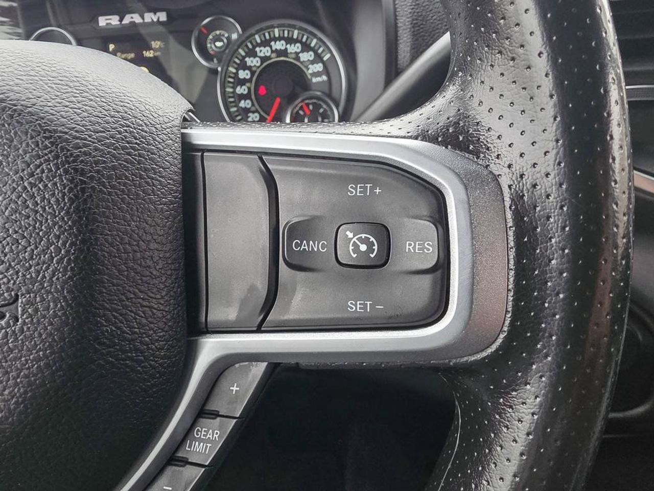 2024 RAM 3500 Big Horn | Clean CarFax | Ontario Vehicle | Low KMS | Fully Certified | New Rear Tires | CarPlay | Photo