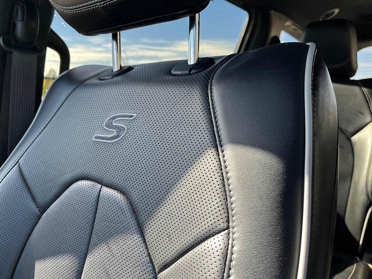 2024 Chrysler Pacifica Hybrid Premium S Appearance | New Tires | New Brakes | Clean Carfax Report | Ontario Vehicle | Silver Mist Photo