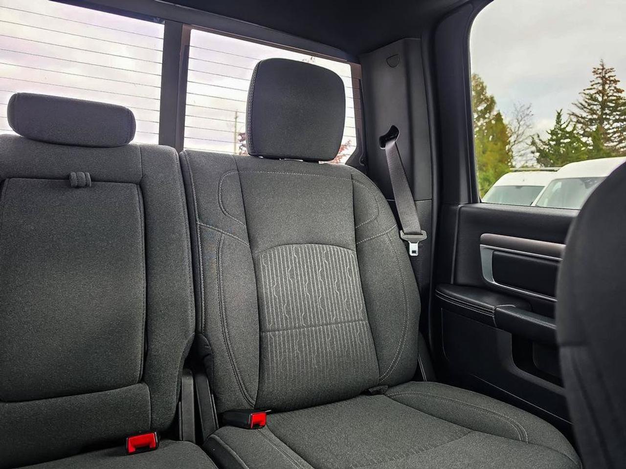 2023 RAM 1500 Classic Warlock | HEMI V8 | One Owner | Clean CarFax Report | Fully Certified | Ontario Vehicle | CarPlay | Photo