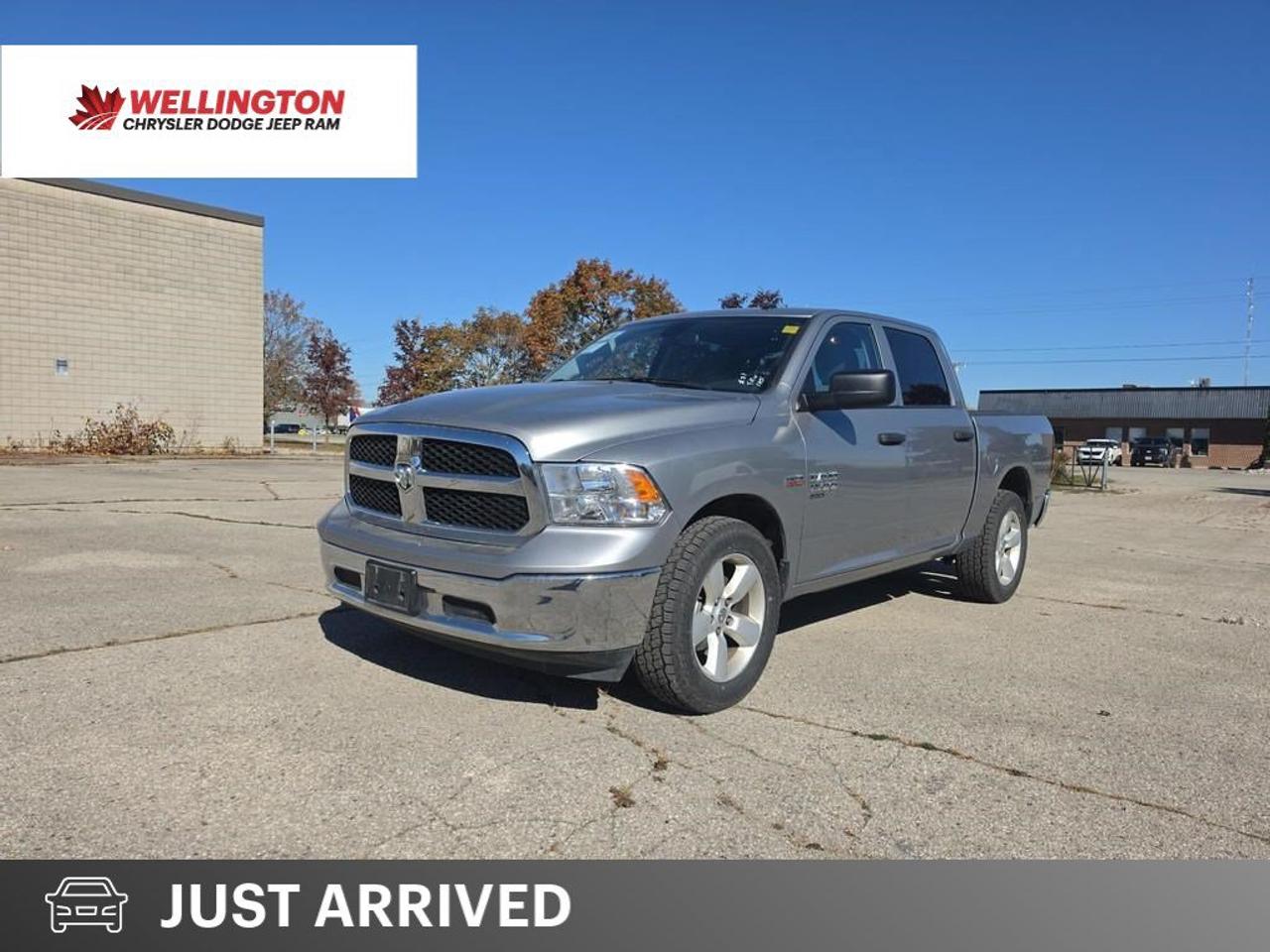 2023 RAM 1500 Classic SLT | New Tires | New Brakes | Clean CarFax Report | Fully Certified | Ontario Vehicle | CarPlay | Photo