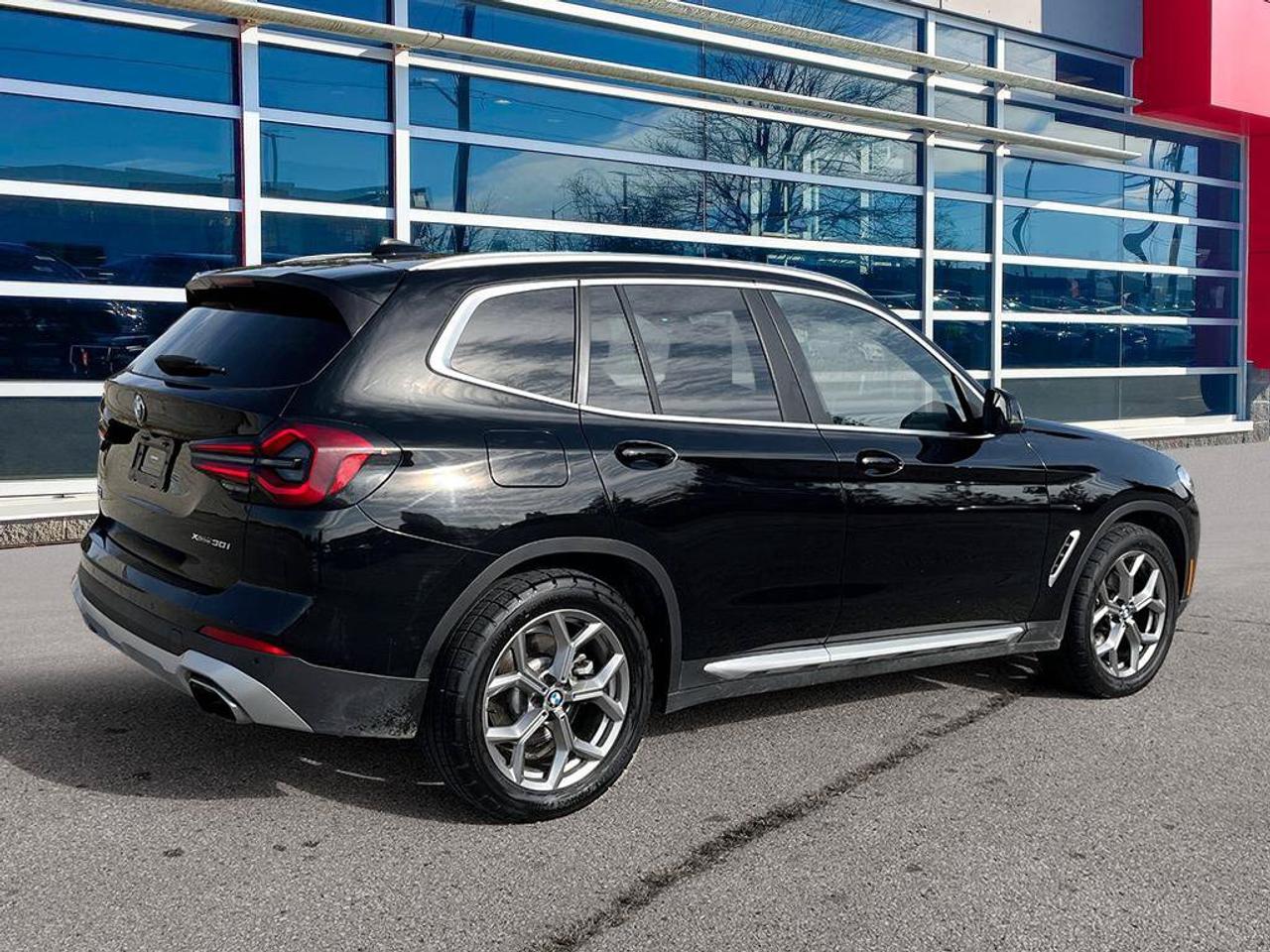2022 BMW X3 xDrive30i | Clean Carfax Report | Low KMS | Fully Certified | Newer Tires | Great Shape | Photo4