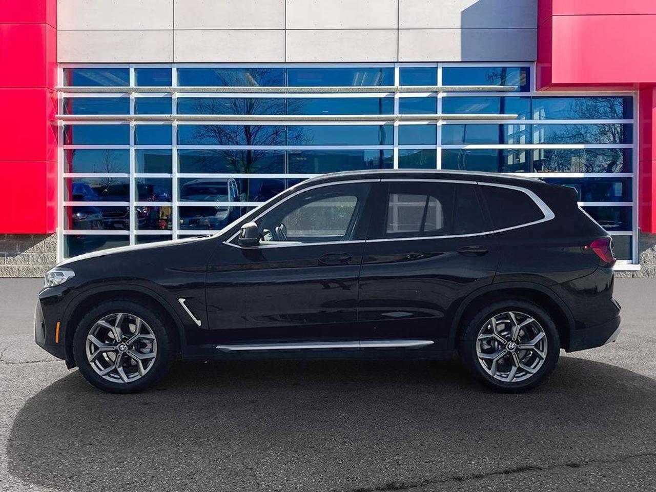 2022 BMW X3 xDrive30i | Clean Carfax Report | Low KMS | Fully Certified | Newer Tires | Great Shape | Photo5