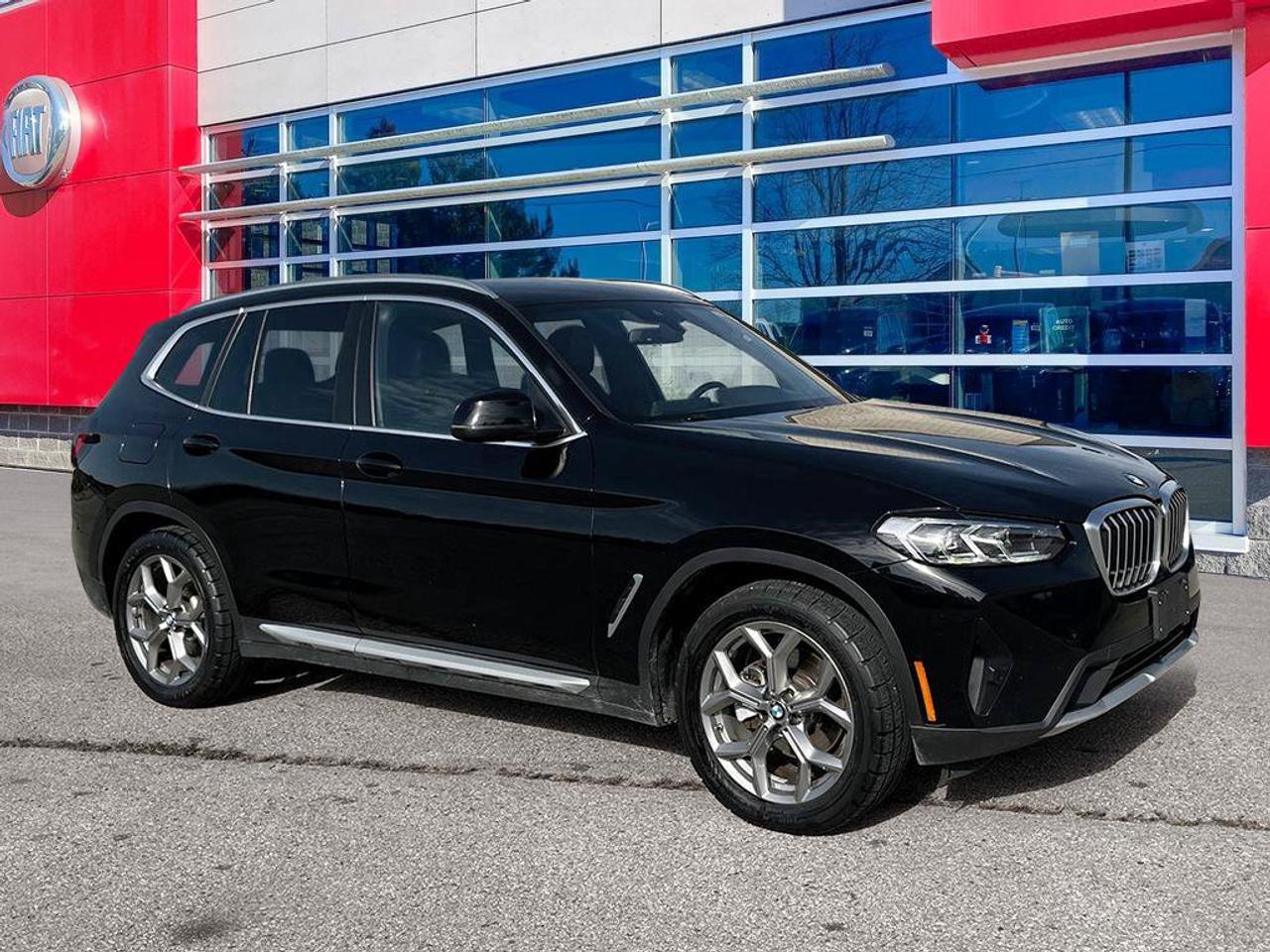 2022 BMW X3 xDrive30i | Clean Carfax Report | Low KMS | Fully Certified | Newer Tires | Great Shape | Photo