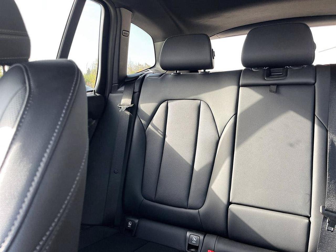 2022 BMW X3 xDrive30i | Clean Carfax Report | Low KMS | Fully Certified | Newer Tires | Great Shape | Photo
