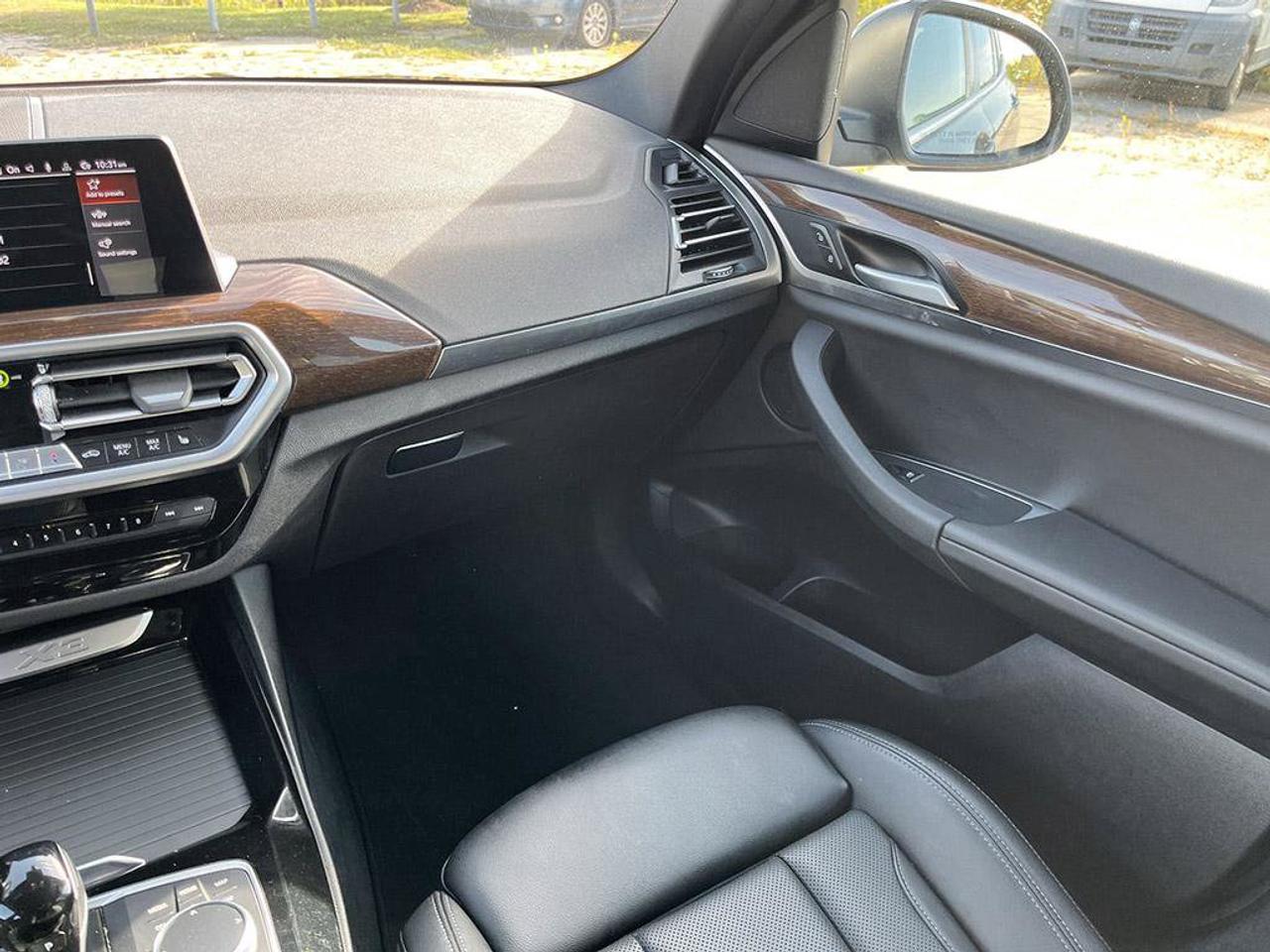2022 BMW X3 xDrive30i | Clean Carfax Report | Low KMS | Fully Certified | Newer Tires | Great Shape | Photo