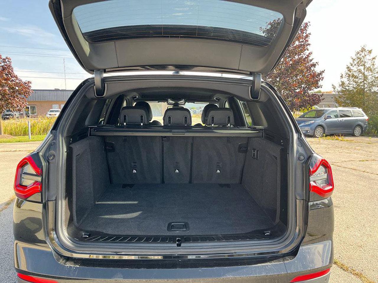 2022 BMW X3 xDrive30i | Clean Carfax Report | Low KMS | Fully Certified | Newer Tires | Great Shape | Photo