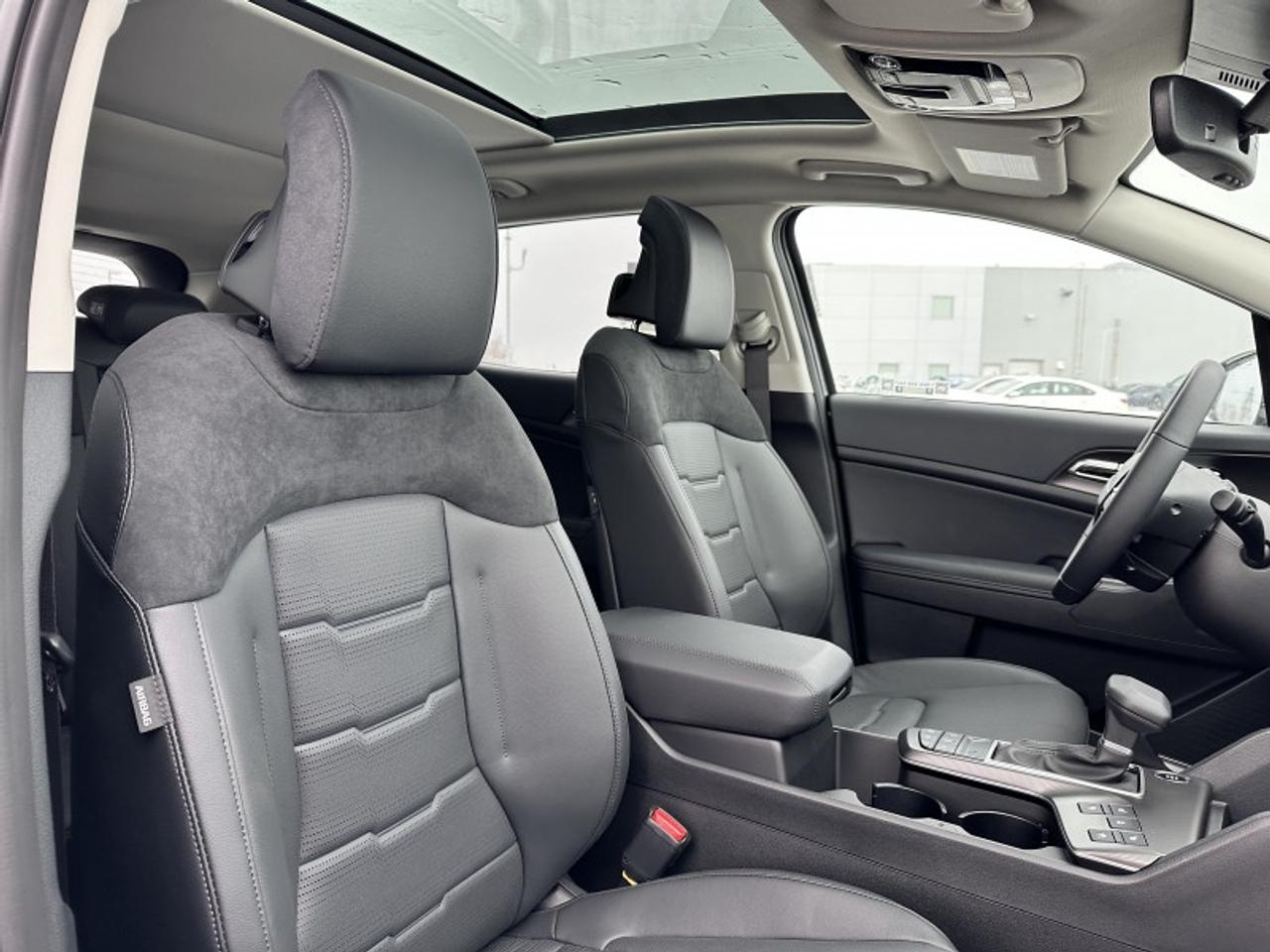 2027 Kia Sportage EX Premium Photo