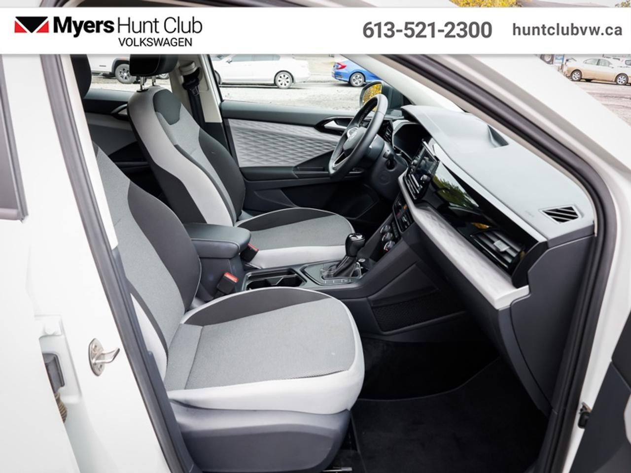 2023 Volkswagen Taos Trendline Photo