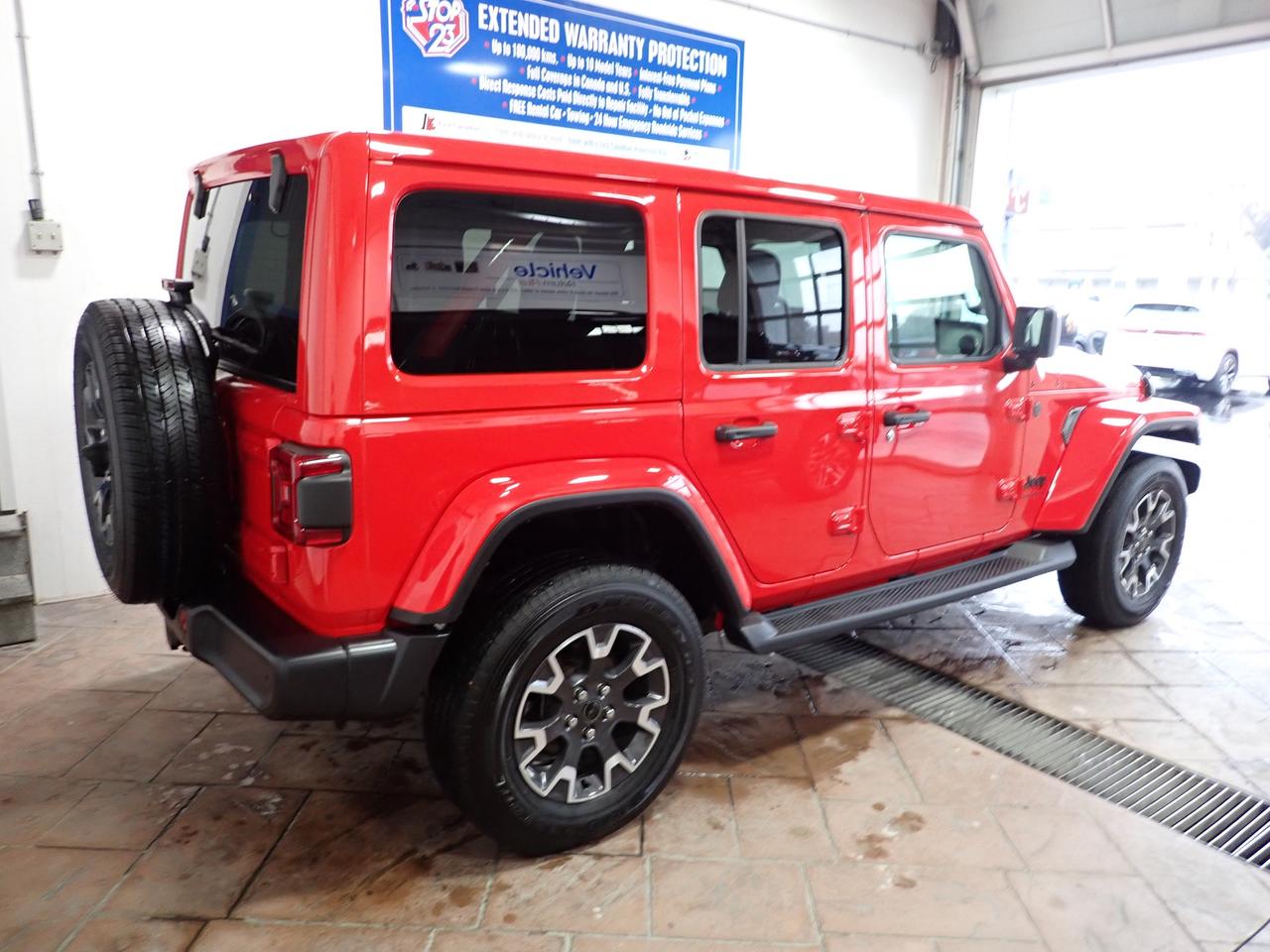 2026 Jeep Wrangler Sahara 4DR 4X4 LEATHER NAVI Photo1