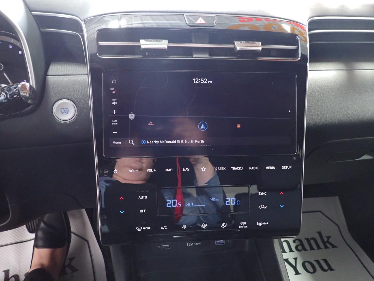 2024 Hyundai Santa Cruz Preferred AWD NAVI 4DR Photo