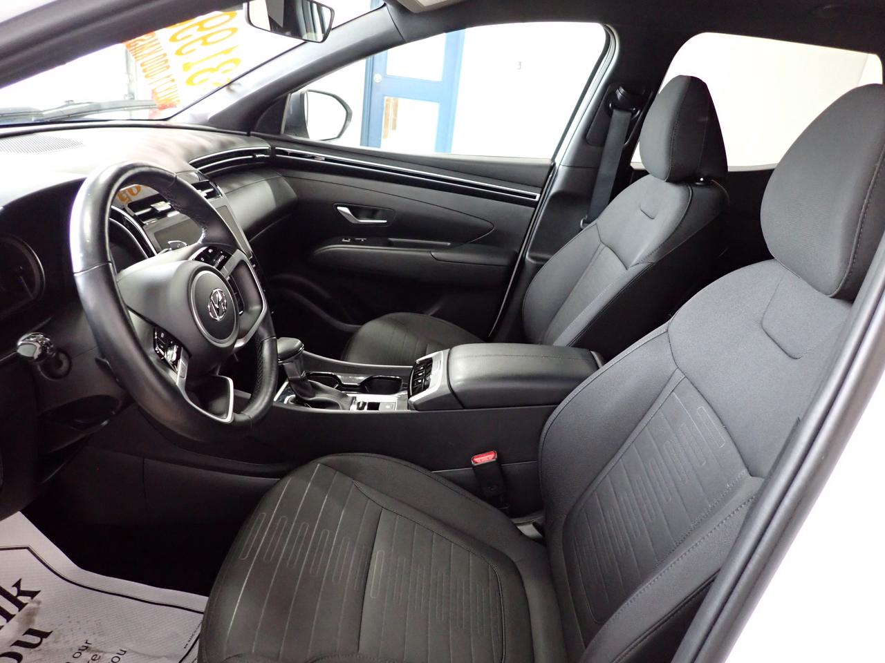 2024 Hyundai Santa Cruz Preferred AWD NAVI 4DR Photo