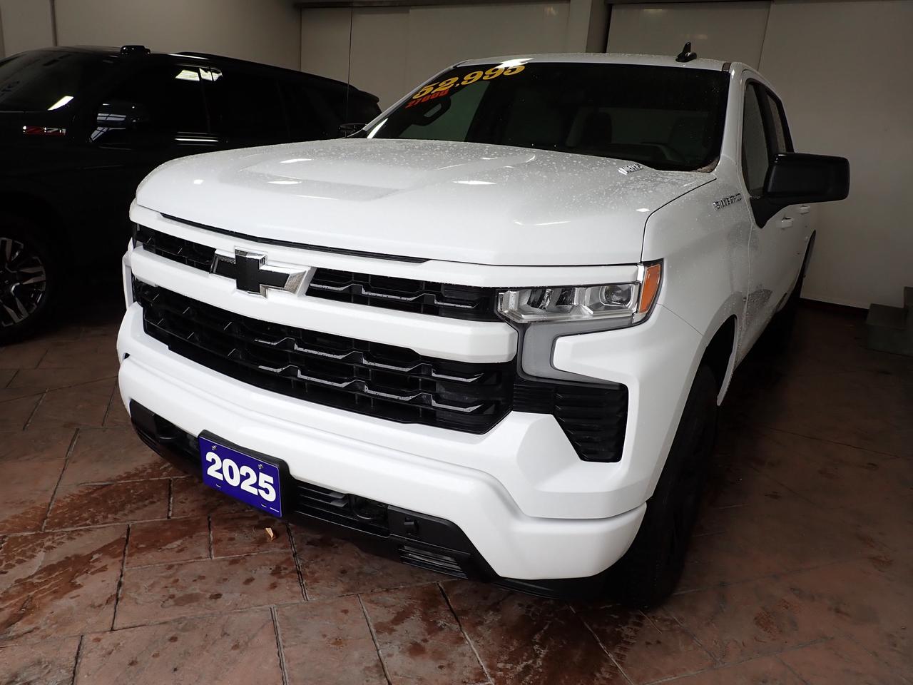 2025 Chevrolet Silverado 1500 RST 4WD CREW CAB NAVI *DIESEL* 5'8 BOX Photo