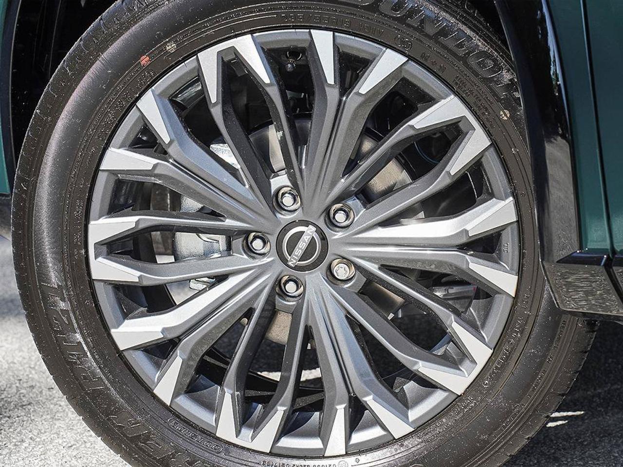 2026 Nissan Rogue Platinum Photo