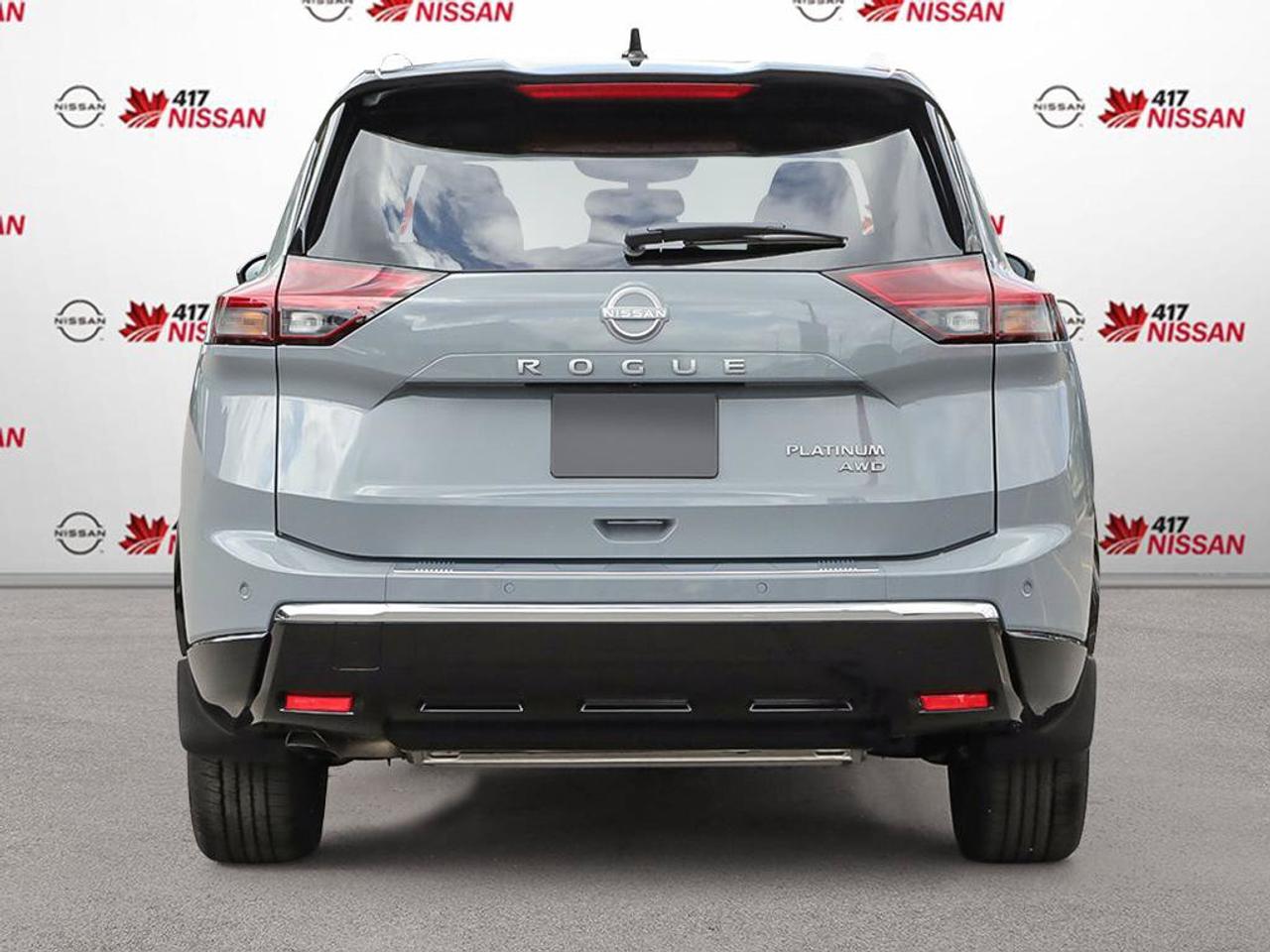 2026 Nissan Rogue Platinum Photo4