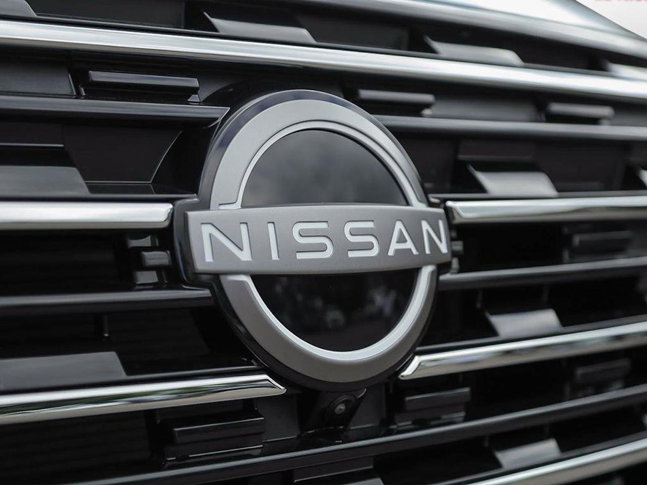 2026 Nissan Rogue Platinum Photo