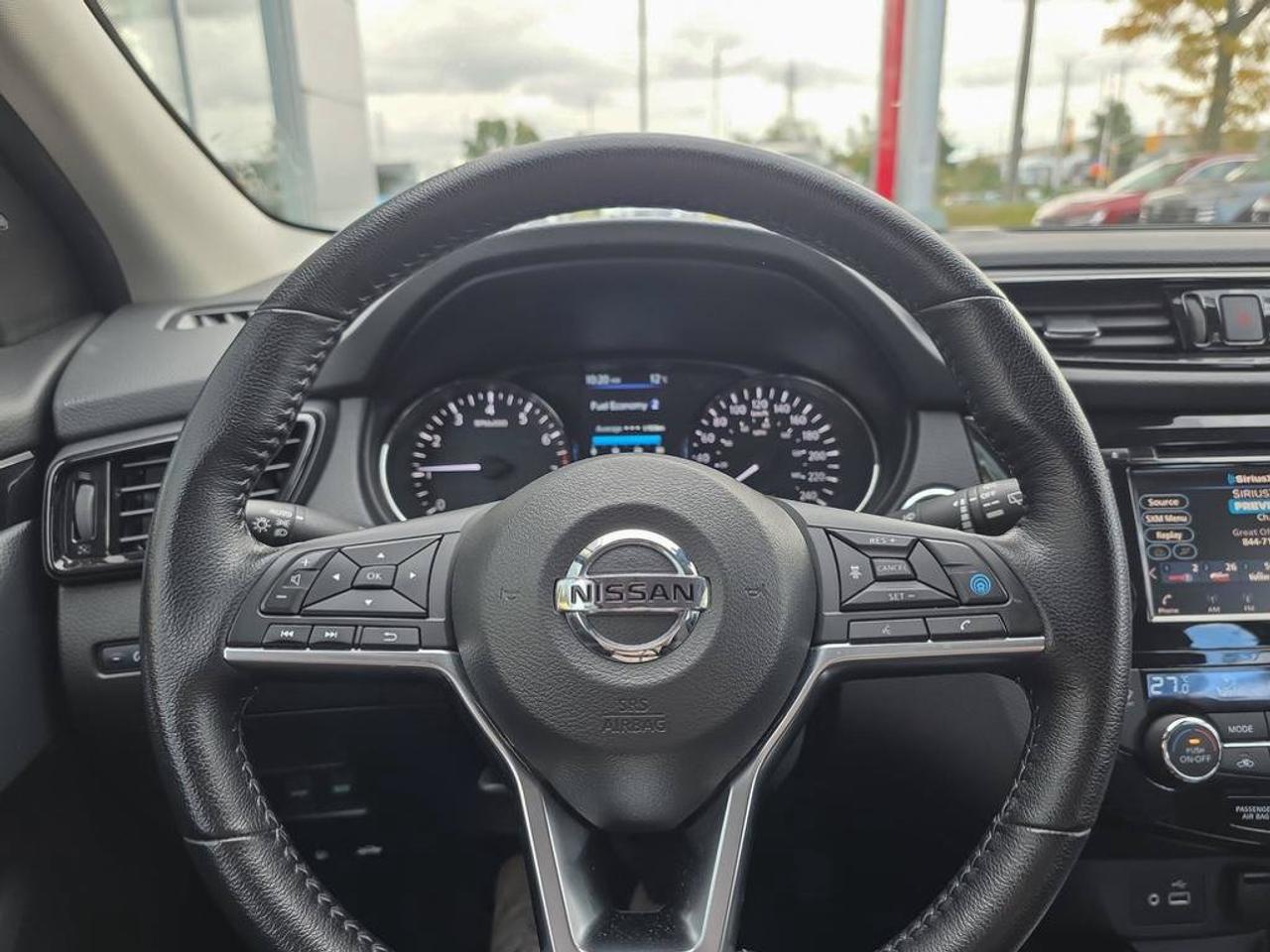 2023 Nissan Qashqai SV AWD | Heated Seats | Apple Car Play | Camera | Photo