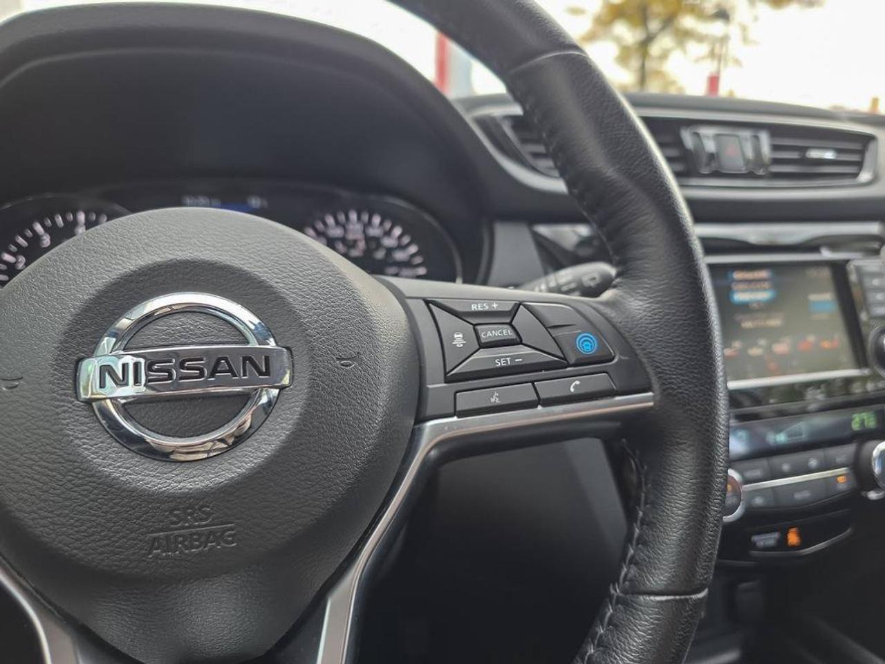 2023 Nissan Qashqai SV AWD | Heated Seats | Apple Car Play | Camera | Photo