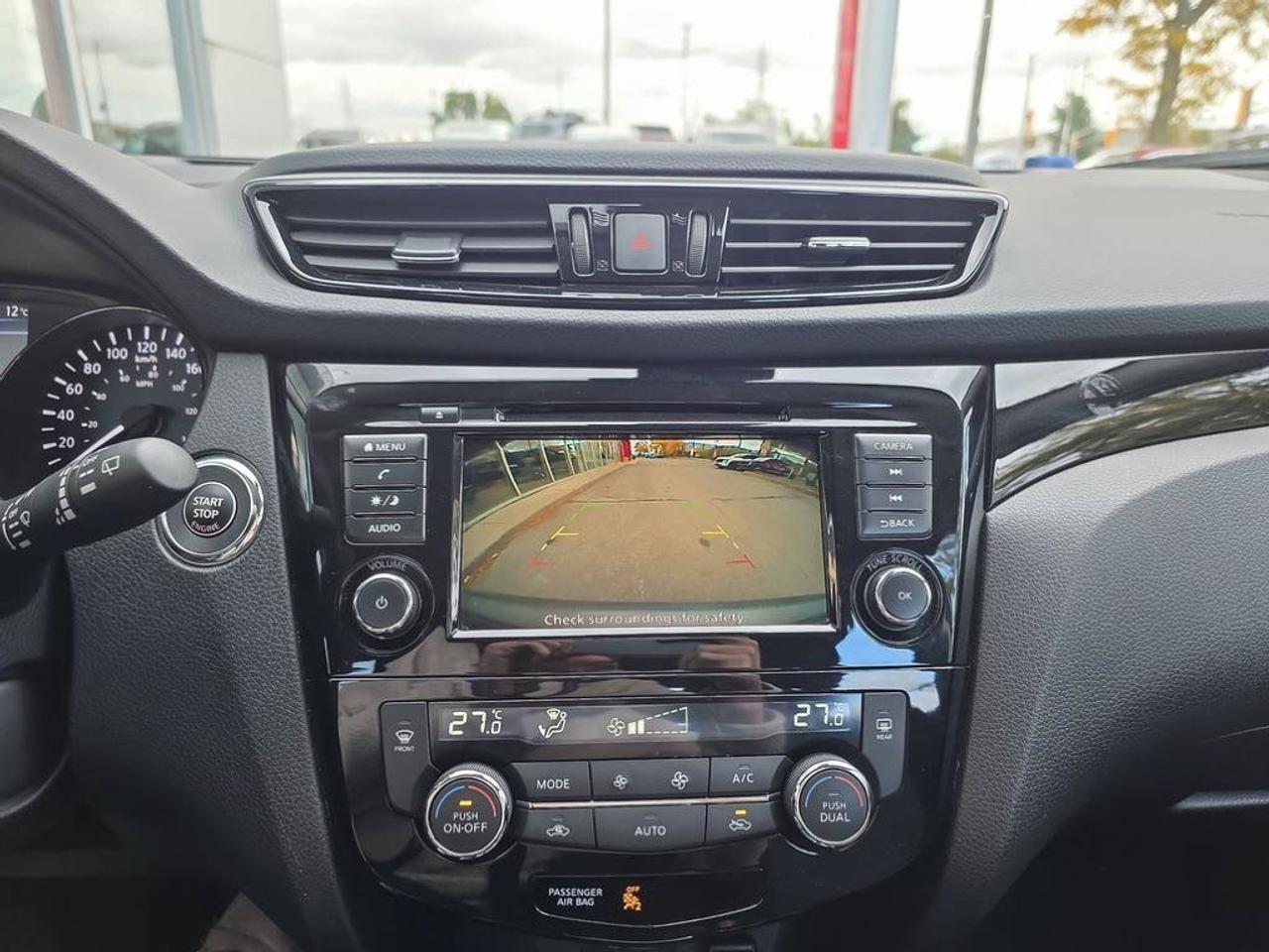 2023 Nissan Qashqai SV AWD | Heated Seats | Apple Car Play | Camera | Photo