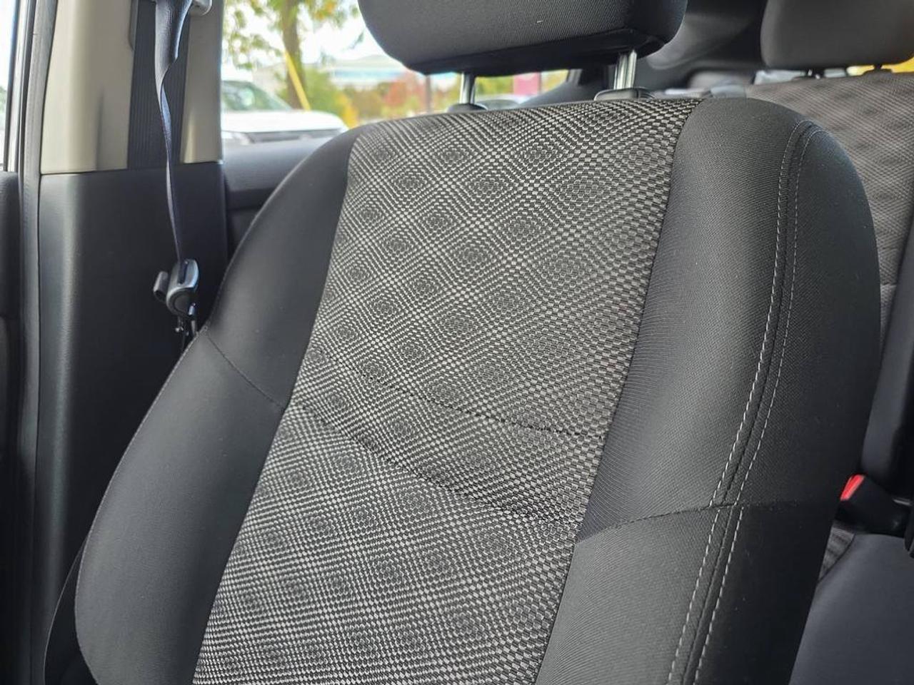 2023 Nissan Qashqai SV AWD | Heated Seats | Apple Car Play | Camera | Photo