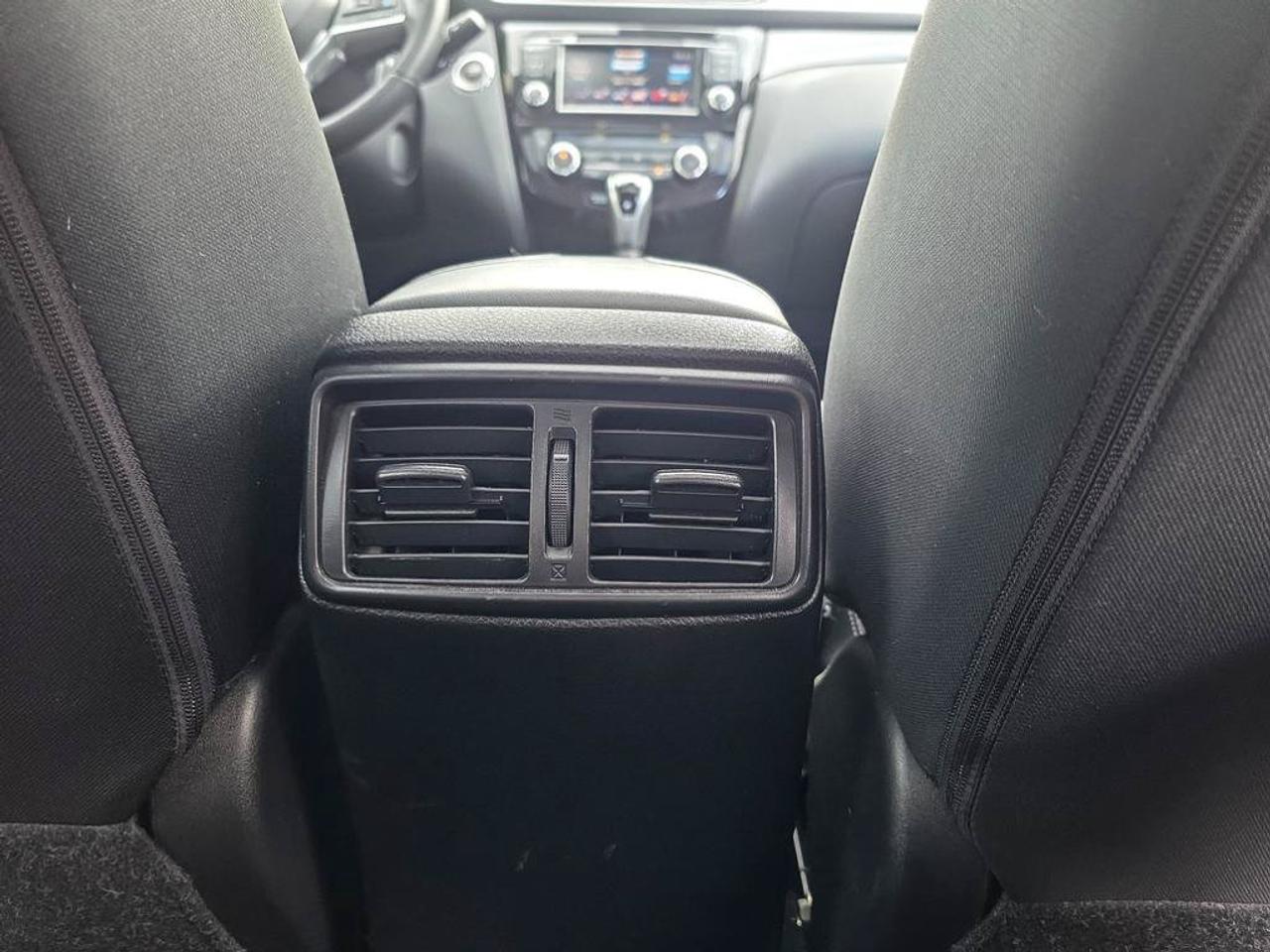 2023 Nissan Qashqai SV AWD | Heated Seats | Apple Car Play | Camera | Photo