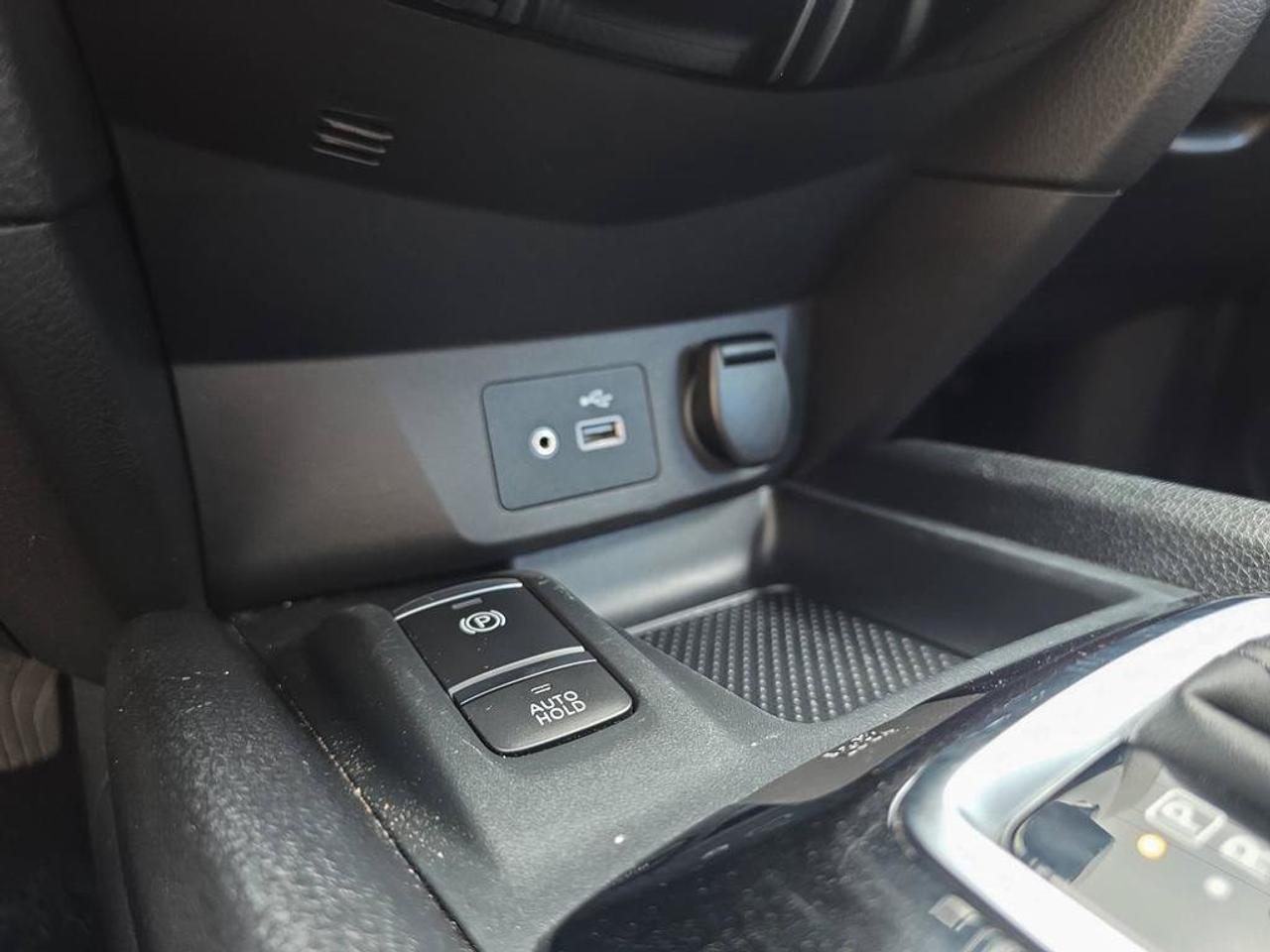 2023 Nissan Qashqai SV AWD | Heated Seats | Apple Car Play | Camera | Photo