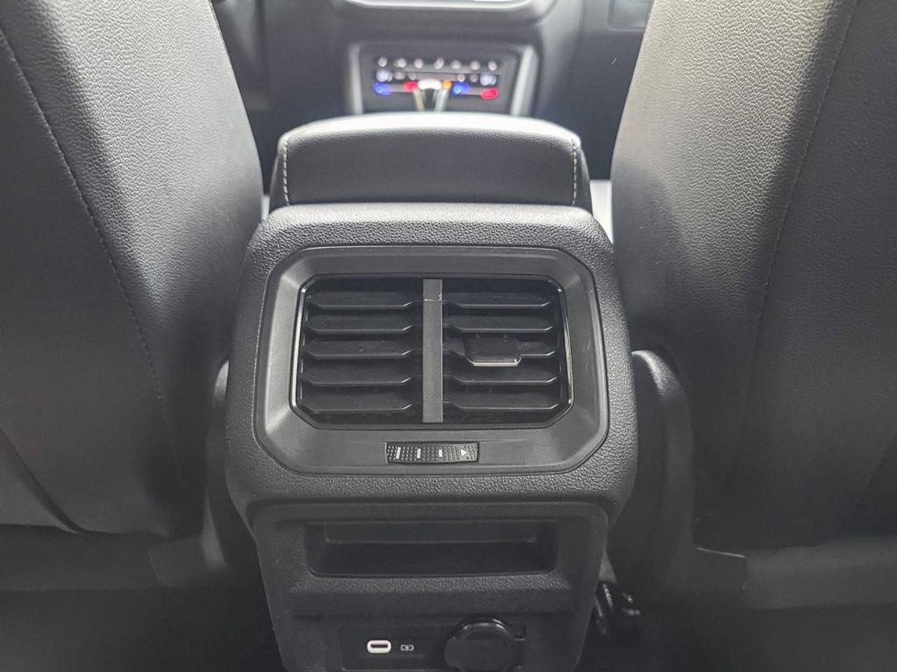 2024 Volkswagen Tiguan Comfortline 4MOTION | Apple Car Play | Android Auto | Heated Seats | Photo