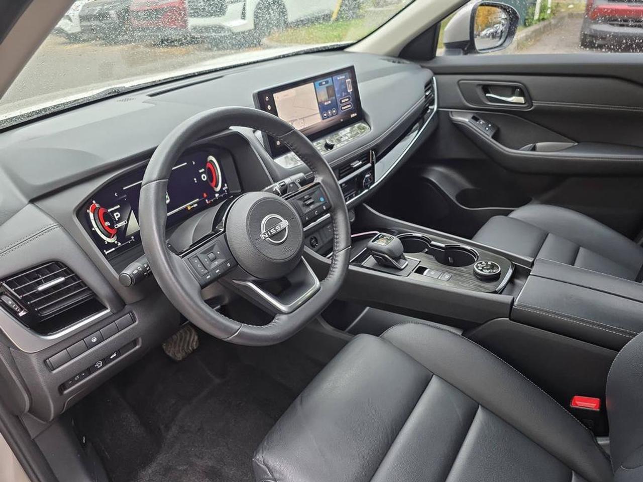 2024 Nissan Rogue SL Photo