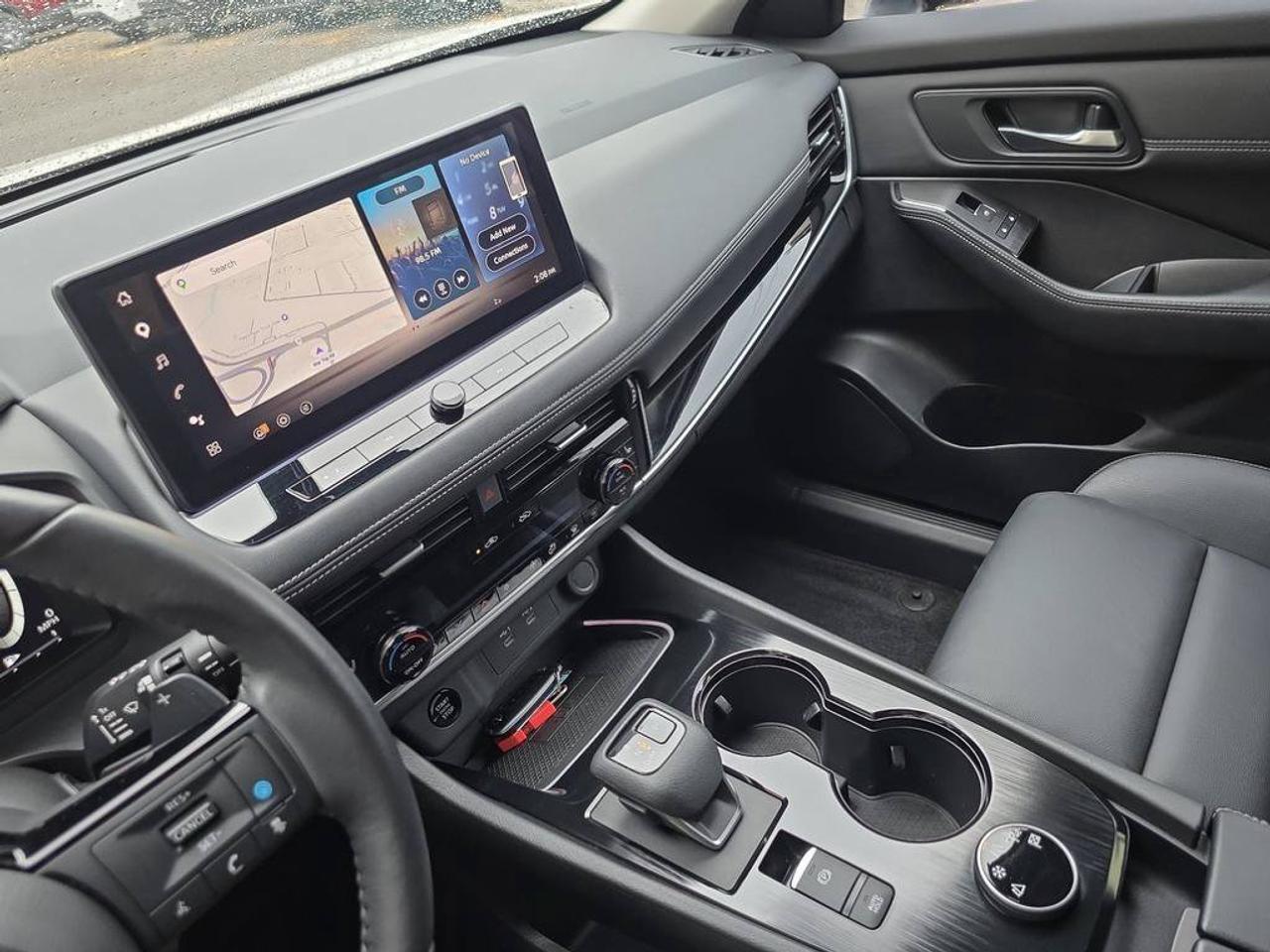 2024 Nissan Rogue SL Photo