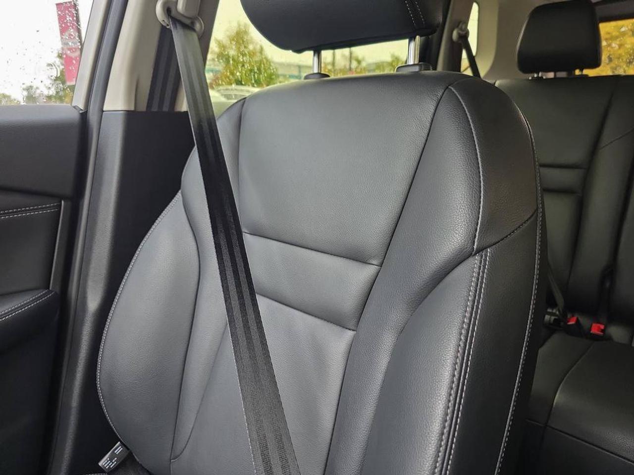 2024 Nissan Rogue SL Photo