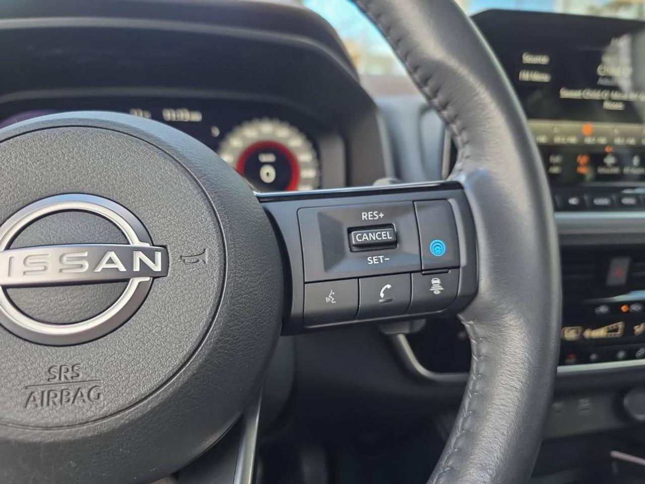 2023 Nissan Rogue Platinum Photo