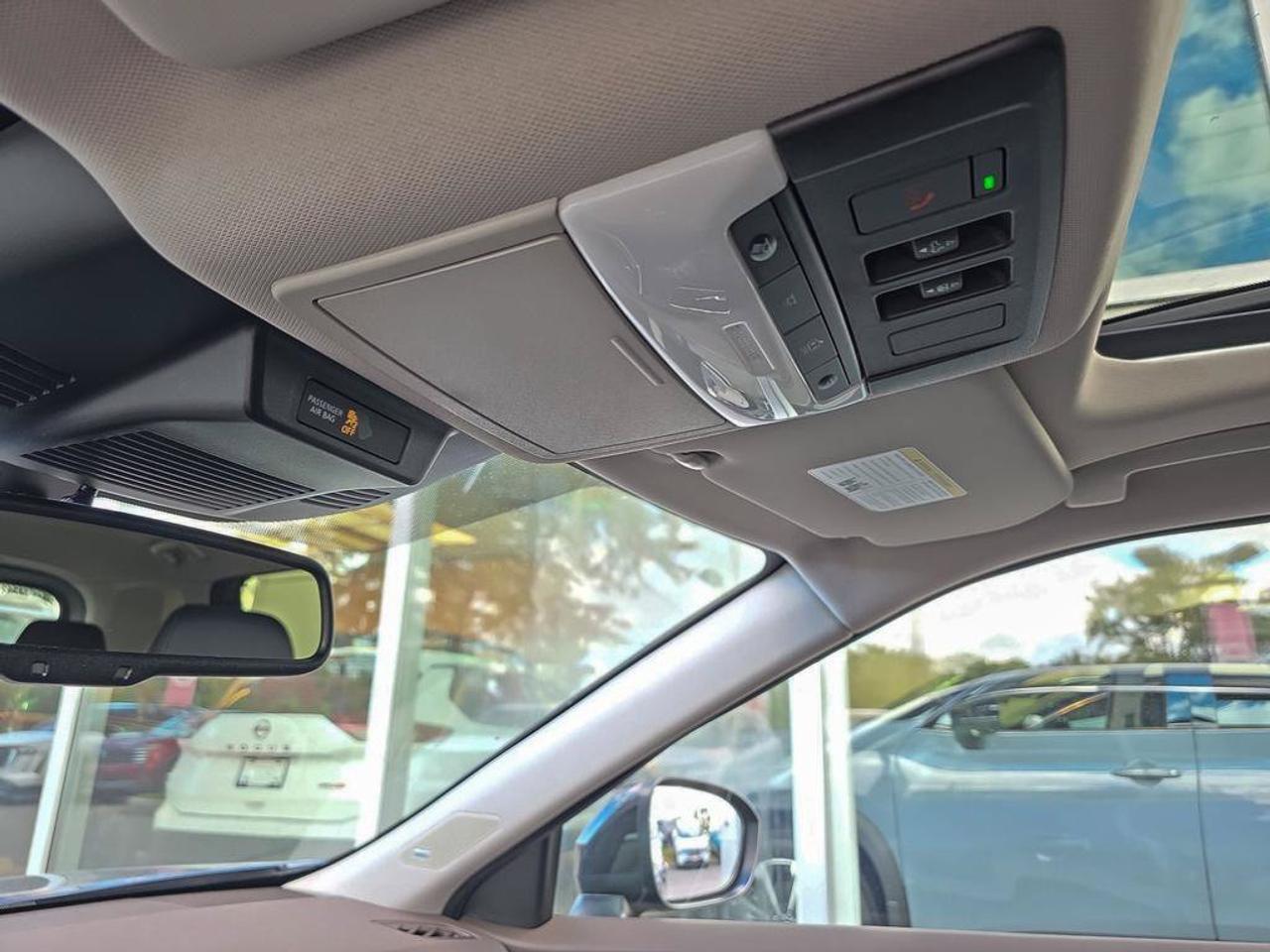 2023 Nissan Rogue Platinum Photo