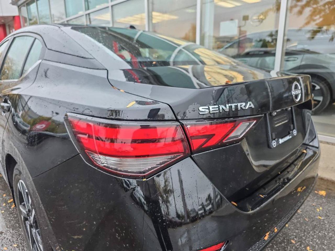 2024 Nissan Sentra SV Photo