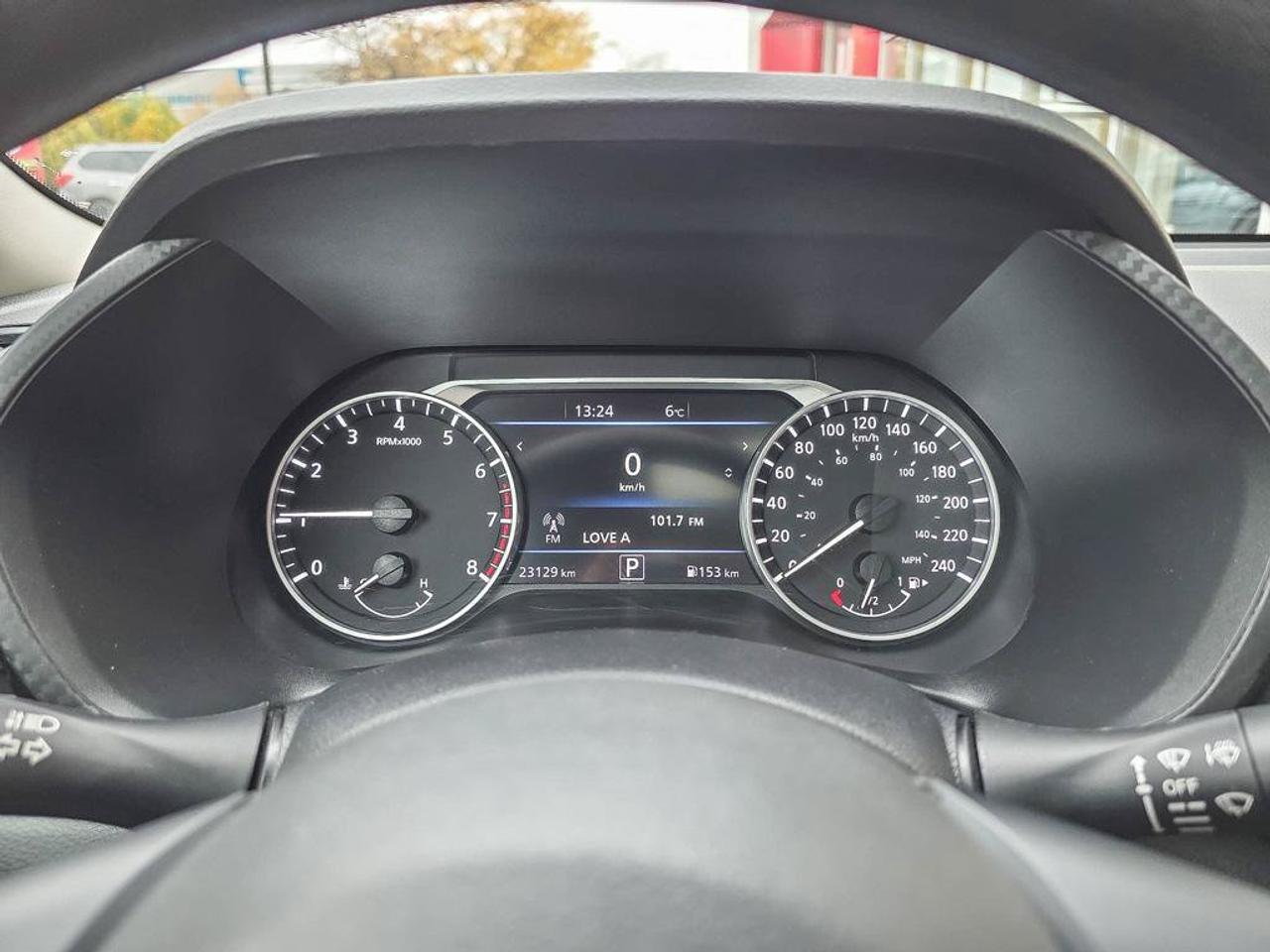 2024 Nissan Sentra SV Photo