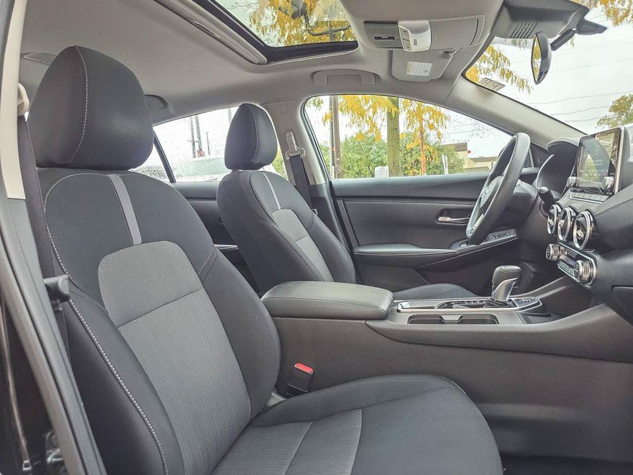 2024 Nissan Sentra SV Photo