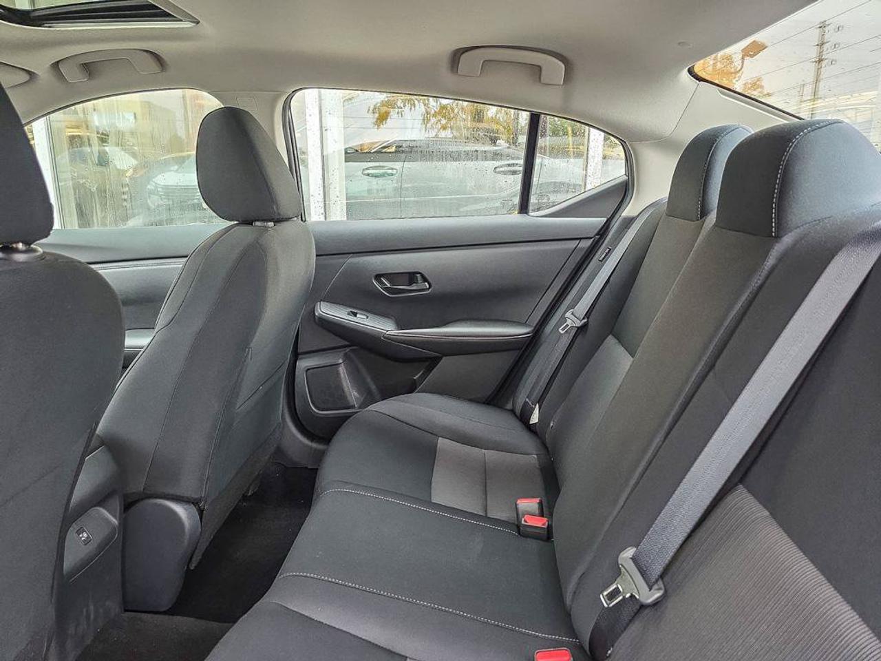 2024 Nissan Sentra SV Photo