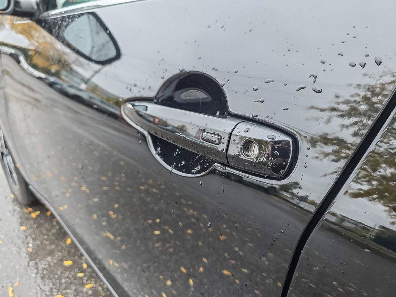 2024 Nissan Sentra SV Photo
