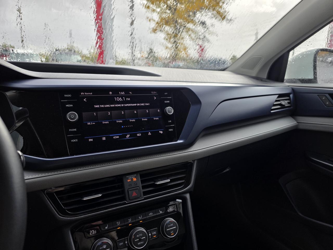 2024 Volkswagen Taos Comfortline 4MOTION | Apple Car Play | Android Auto | Photo