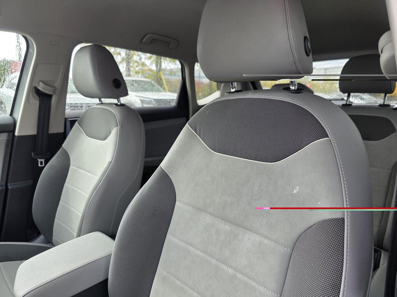 2024 Volkswagen Taos Comfortline 4MOTION | Apple Car Play | Android Auto | Photo