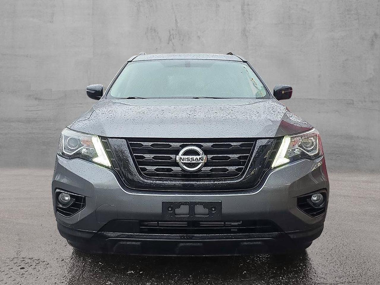2018 Nissan Pathfinder SL Midnight Edition | 7 Seats | 3rd Row | Heated Seats | Photo