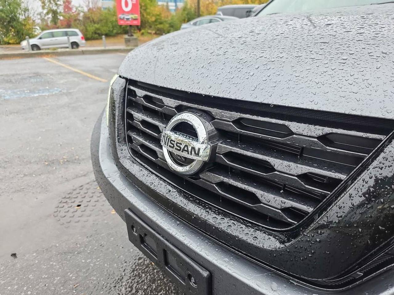 2018 Nissan Pathfinder SL Midnight Edition | 7 Seats | 3rd Row | Heated Seats | Photo