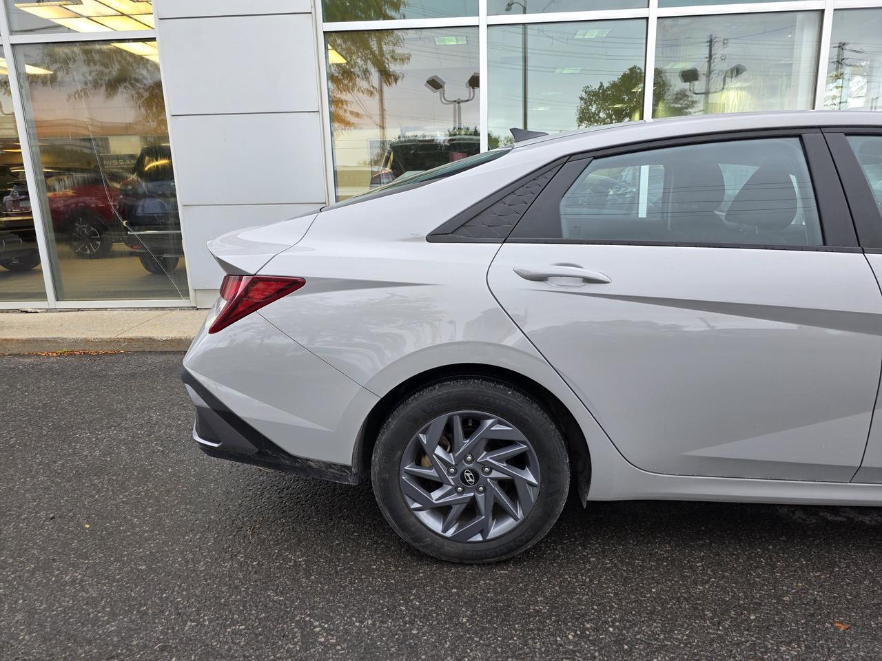 2024 Hyundai Elantra Preferred | Apple Car Play | Android Auto | Heated Seats | Photo