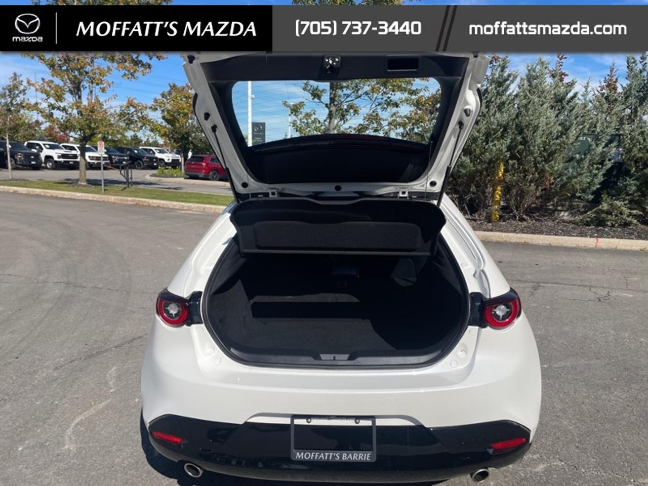 2025 Mazda Mazda3 Sport GS Photo