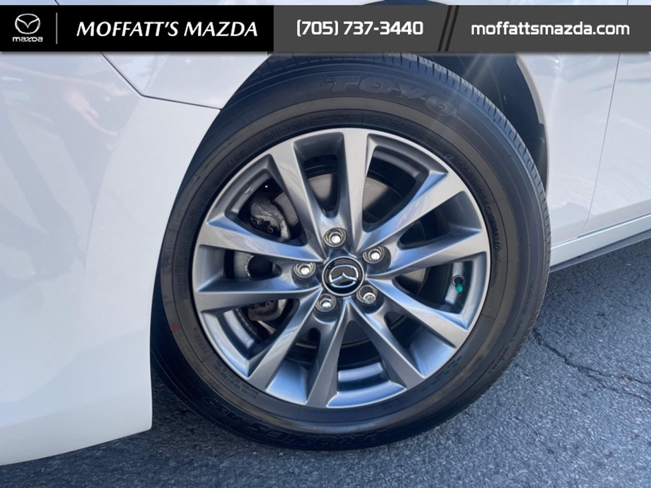 2025 Mazda Mazda3 Sport GS Photo