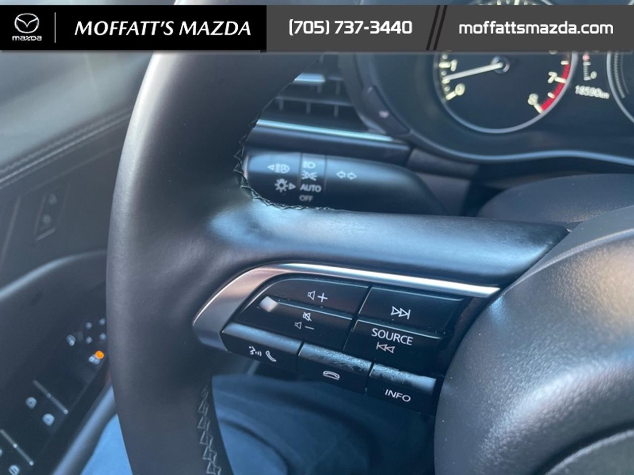 2025 Mazda Mazda3 Sport GS Photo